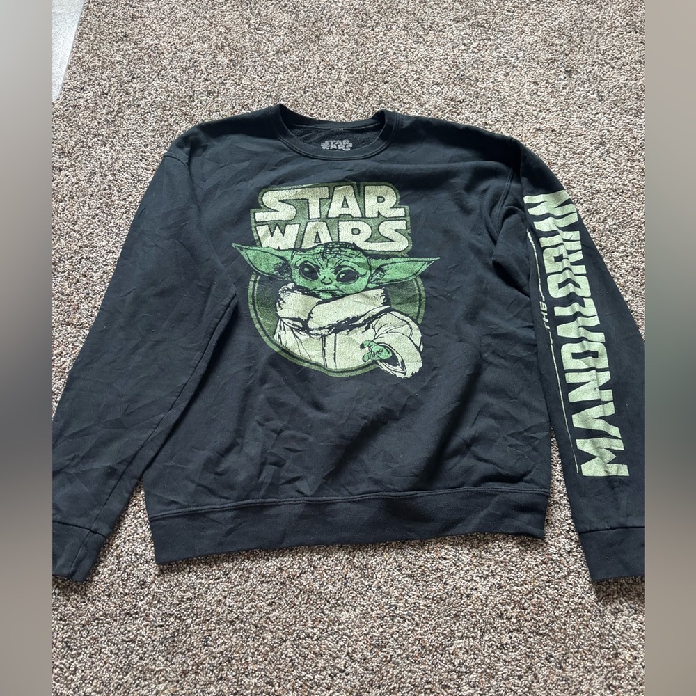 Star Wars Black and Green Men's Sweater baby yoda madalorian